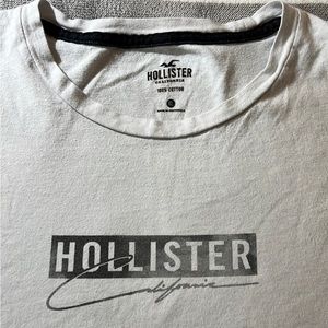 Hollister Graphic T-Shirt